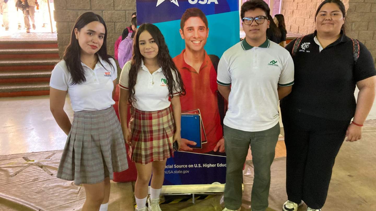 Brinda SEC Sonora orientación sobre oferta educativa de nivel superior en Estados Unidos