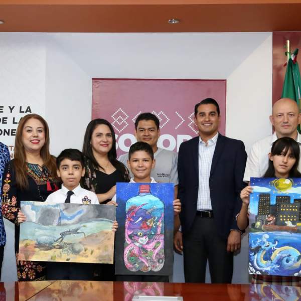 Premia SEC a ganadores estatales del 47 Concurso Nacional de Pintura Infantil “El Niño y La Mar”