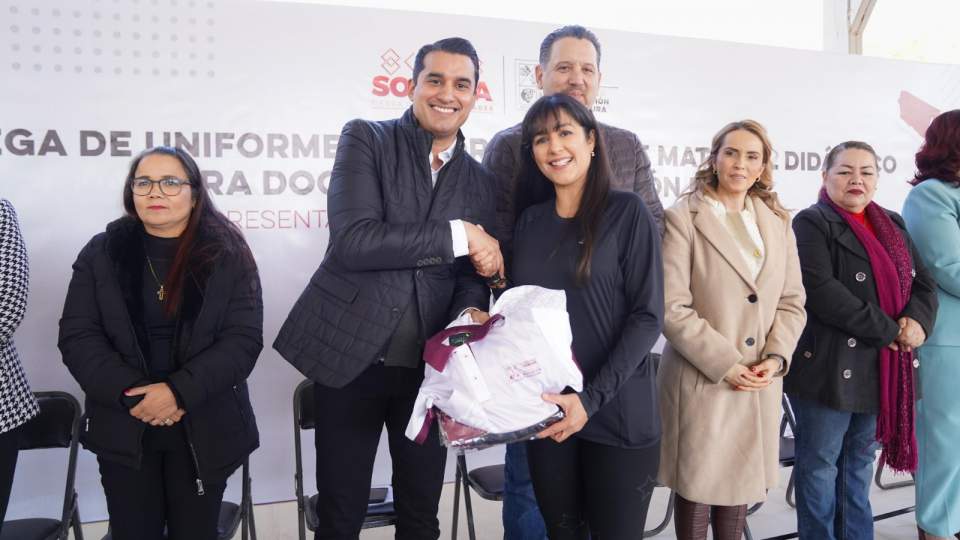 Apoya Gobierno de Sonora a docentes de Educación Física con uniformes y material deportivo