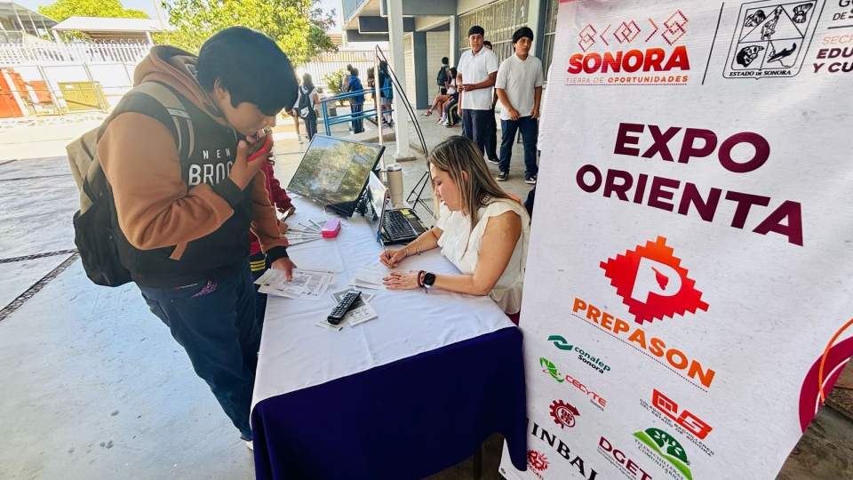 Acerca Gobierno de Sonora oferta educativa de preparatoria a alumnado que egresará de secundaria: Froylán Gámez
