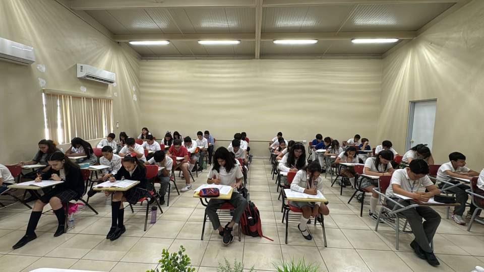 Participan más de mil alumnos en la Olimpiada del Conocimiento Infantil: Froylán Gámez