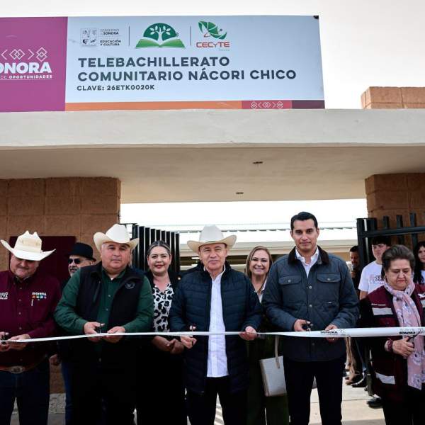 Entrega Gobernador Durazo telebachillerato en Nácori Chico y garantiza becas a estudiantes